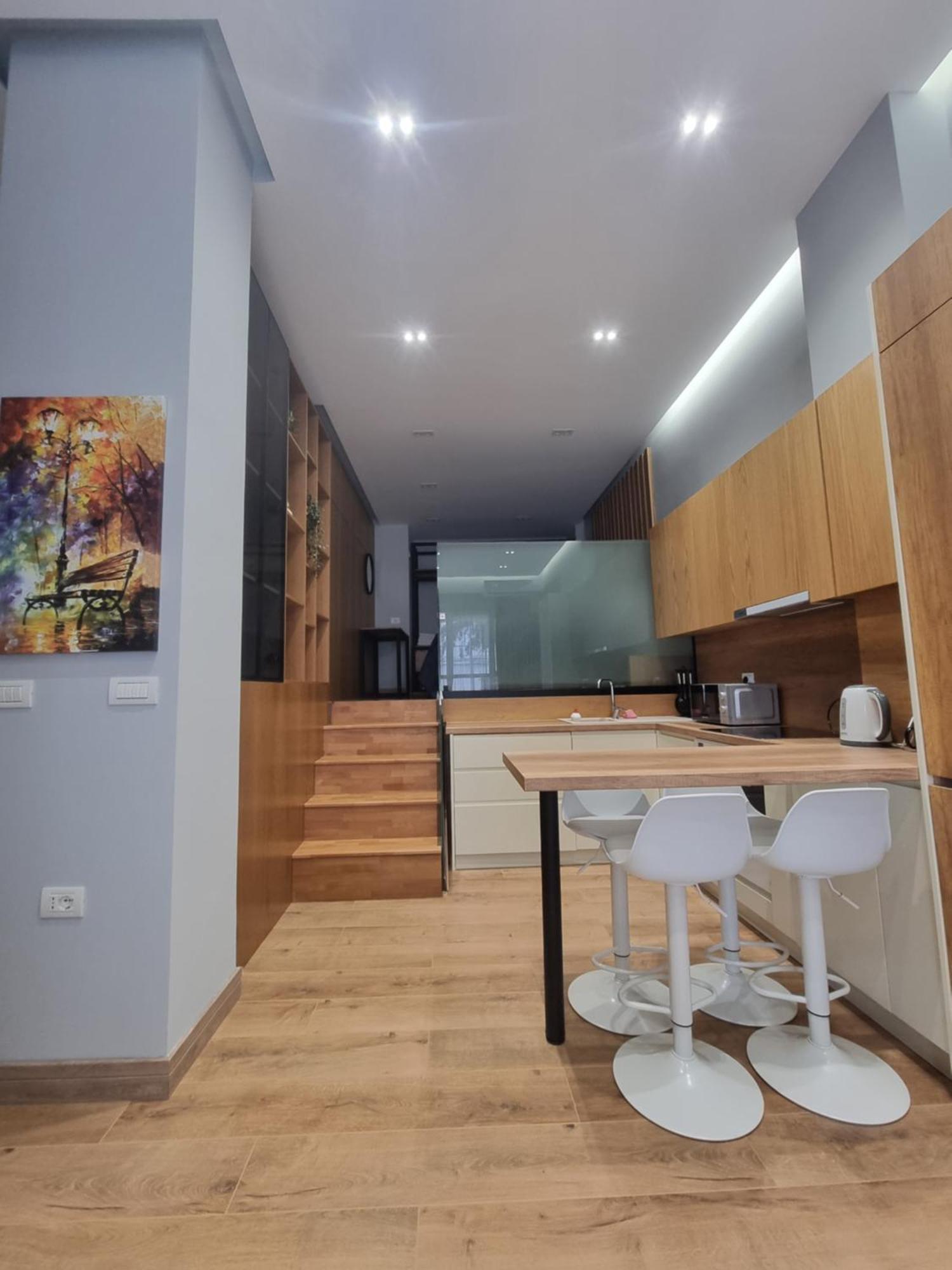 Centrepoint Stylish Apartment 티라나 외부 사진