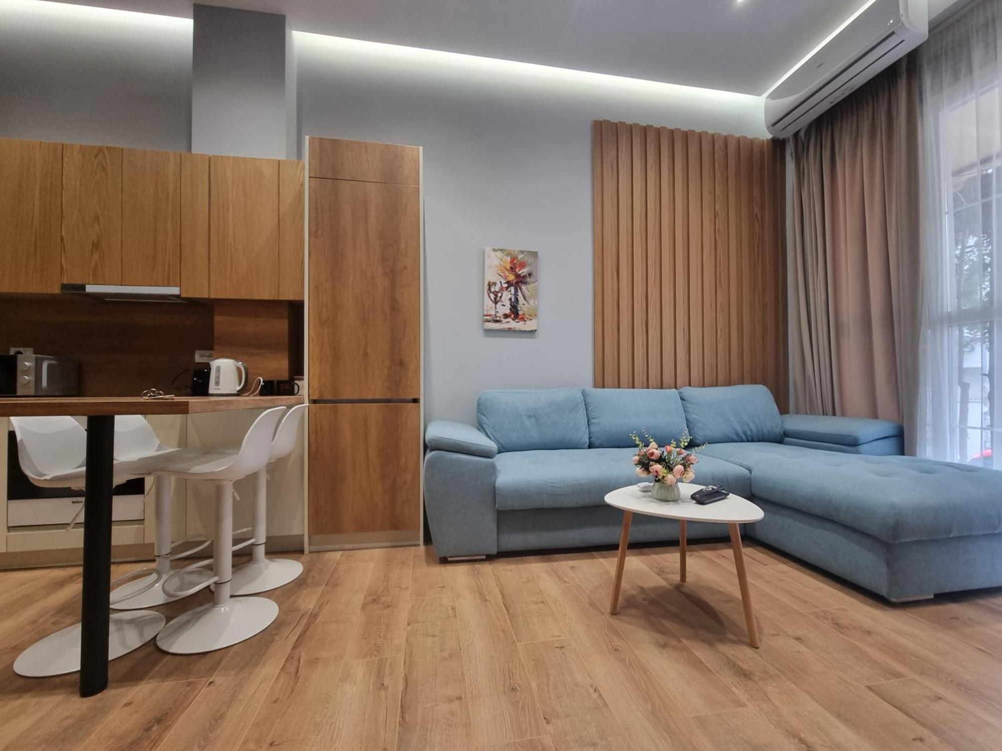 Centrepoint Stylish Apartment 티라나 외부 사진